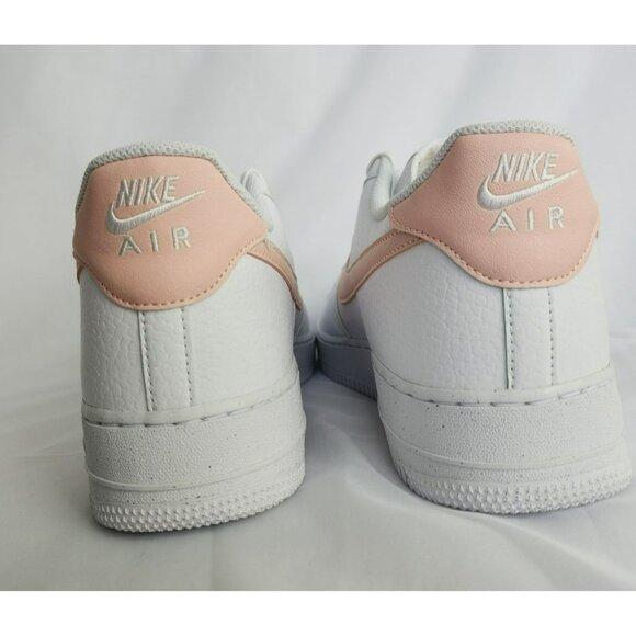 Athletic_Shoes